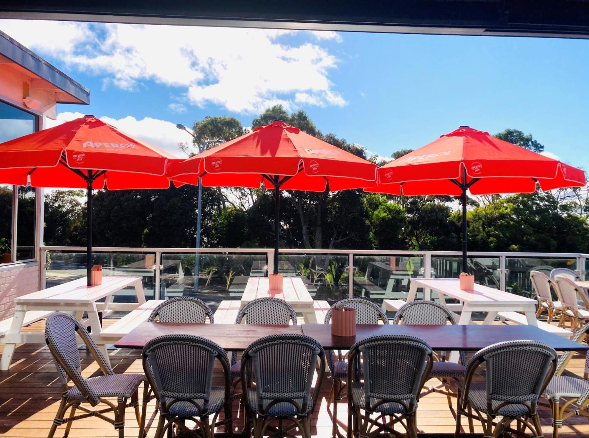 Bridport Bay Inn Εξωτερικό φωτογραφία